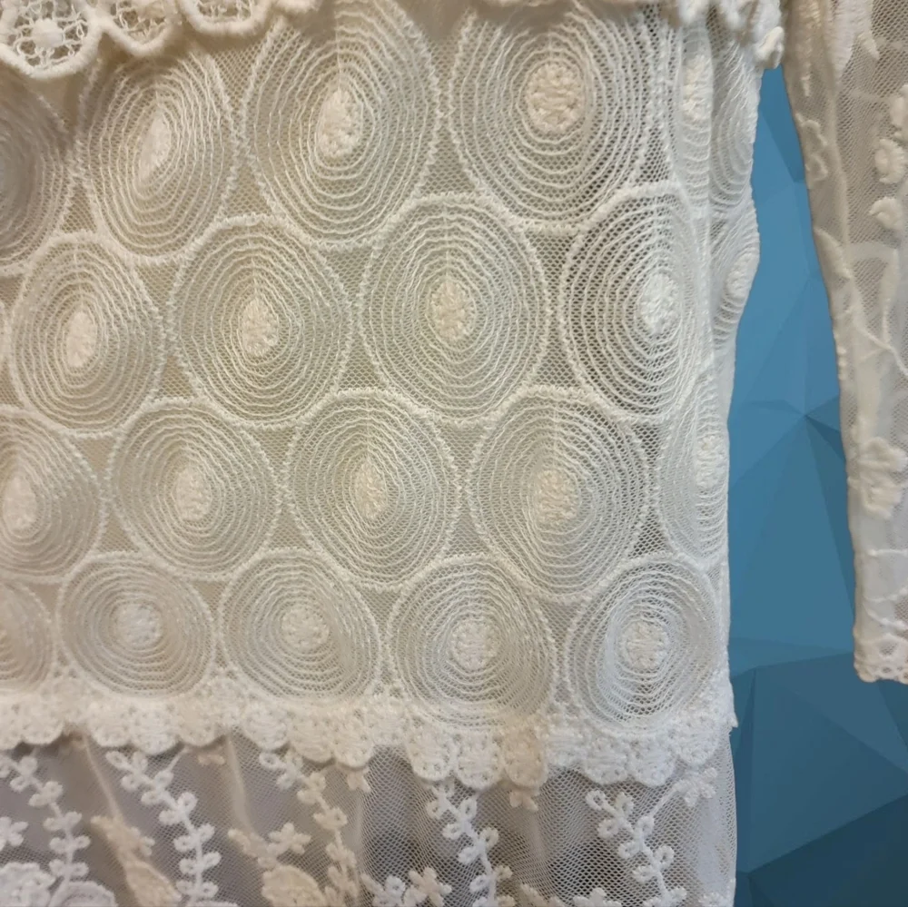 ZARA Cream Sheer Crochet Lace Boho Top Blouse Women’s Size S Floral T04